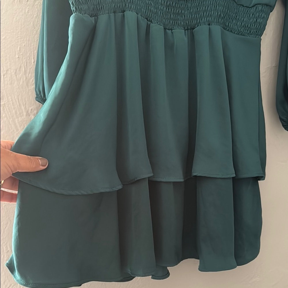 Zara Green Midi Dress with Bishop Sleeves and V-Neck 103 - Picture 4 of 8